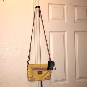 7”L x 11”W Tignanello Sunrise Convertible Bag 💛